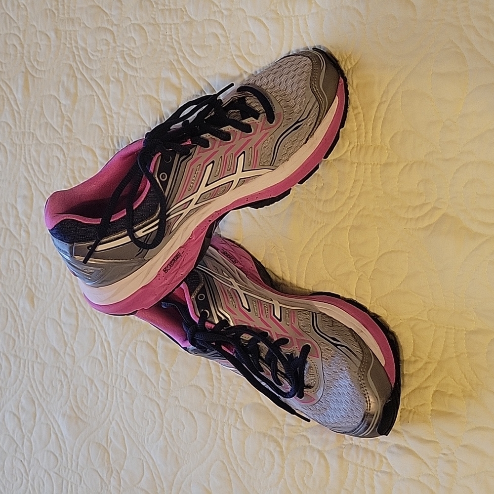 Womens Asics Shoes